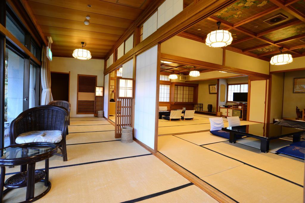 Iwakuni Kokusai Kanko Hotel Kültér fotó