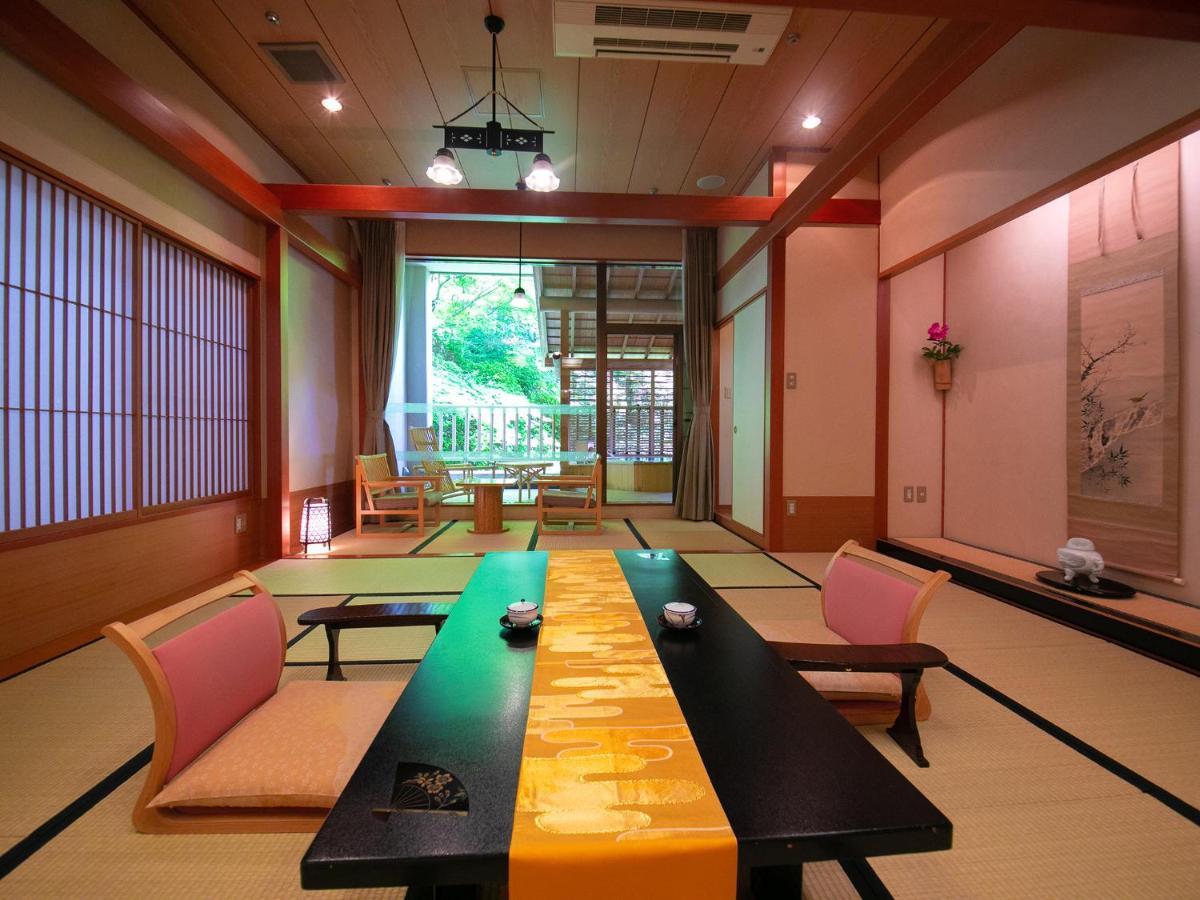 Iwakuni Kokusai Kanko Hotel Kültér fotó